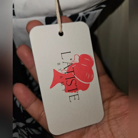 L'ATISTE NWT 2PC Set - Picture 6 of 10